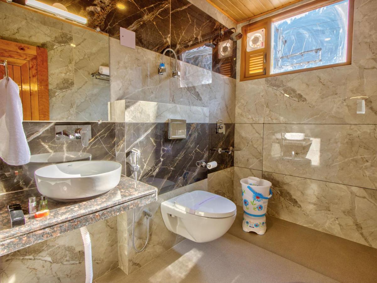 Swastik Grand Manali Hotel Bagian luar foto
