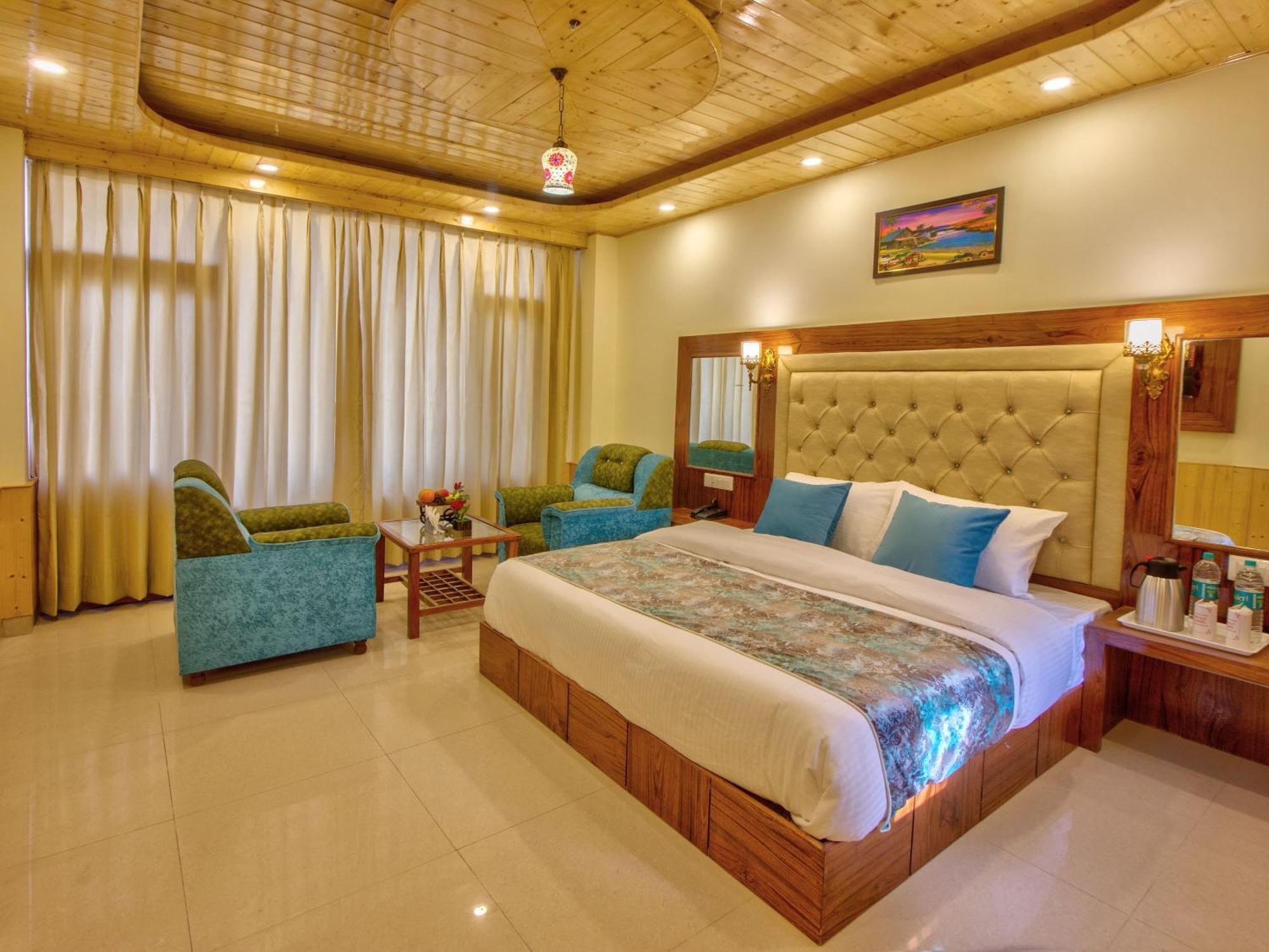 Swastik Grand Manali Hotel Bagian luar foto