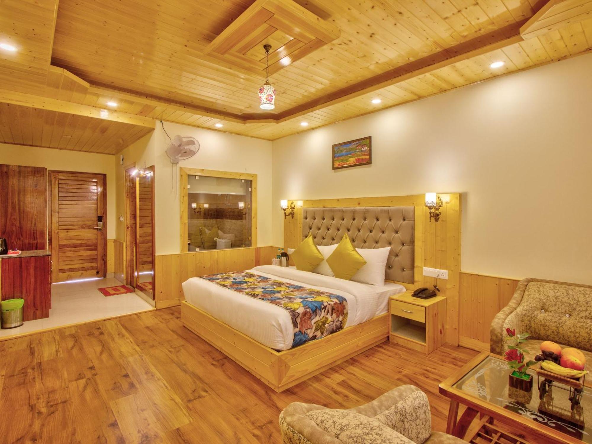 Swastik Grand Manali Hotel Bagian luar foto